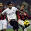 Milan-Palermo 3-1 (1-0) Újabb győzelmével a Milan átvette a vezetést a bajnokságban...<div class="addthis_toolbox addthis_default_style " addthis:url='http://www.acmilan.hu/2010/11/11/milan-palermo-3-1-1-0/' addthis:title='Milan-Palermo 3-1 (1-0) ' ><a class="addthis_button_facebook_like" fb:like:layout="button_count"></a><a class="addthis_button_tweet"></a><a class="addthis_button_google_plusone" g:plusone:size="medium"></a><a class="addthis_counter addthis_pill_style"></a></div>