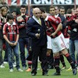 Galliani a legendákról Természetesen Galliani is beszélt a távozó legendákról. “Hiányozni fognak ezek a nagyszerű bajnokok, hiszen mindannyian...