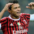 A Barca küzd Silváért Bár Galliani határozottan tagadta, hogy Silvát elengedné a Milan vezetése, a katalán sztárklub nem nyugszik:...
