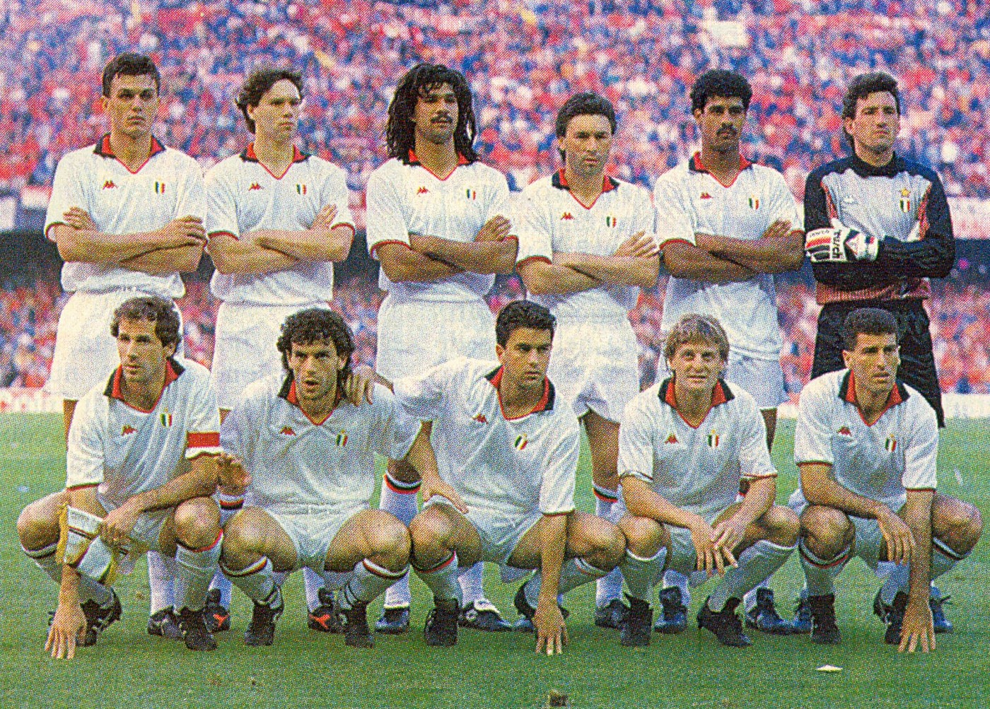 26 éve történt: a Milan 4-0-ra kiütötte a Steauat