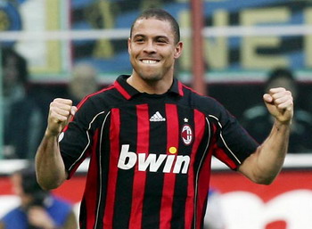 ronaldo-ac-milan1.jpg