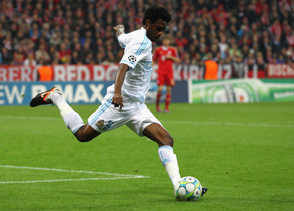 A Milan figyeli a Marseille védőjét