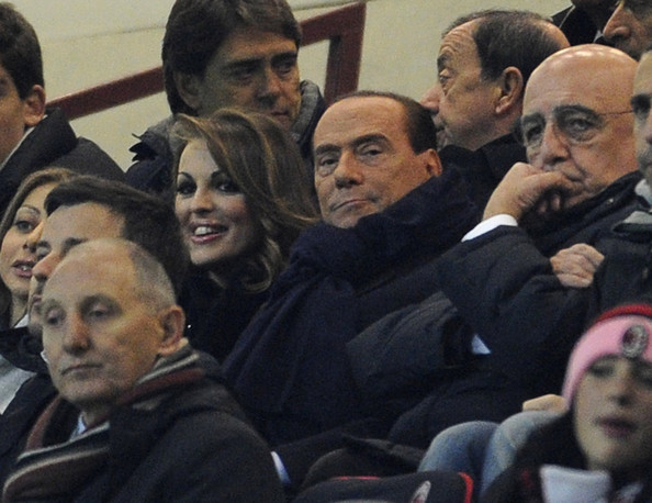 Berlusconi szeretné, ha a családban maradna a Milan