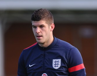 Forster a Milan célkeresztjében