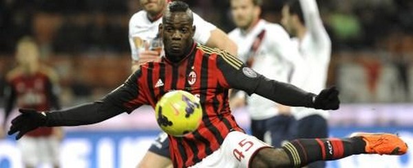 Balotelli bombagólja győzelmet ért a Bologna ellen