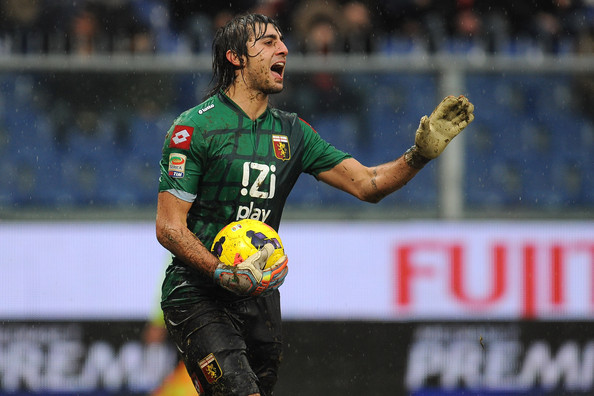 Matri és Perin helyet cserél?