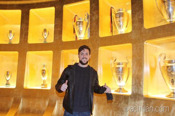 Destro első napja Milanellóban – képek