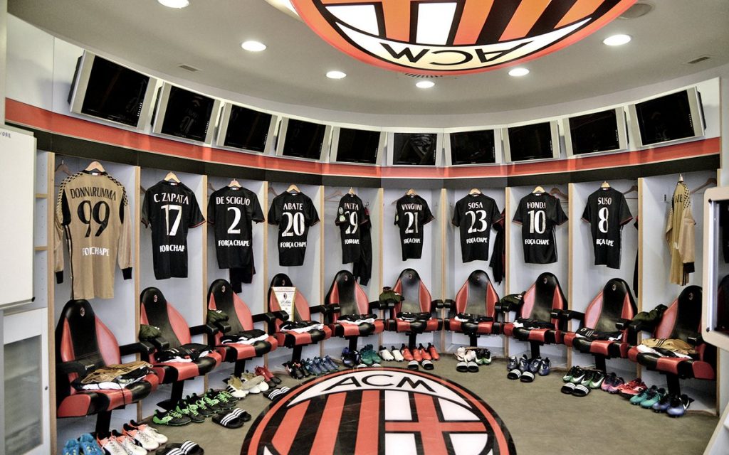 Milan-Crotone: a hivatalos kezdőcsapatok