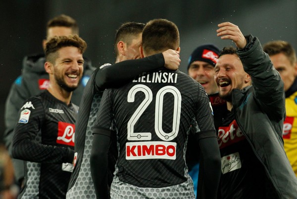 A Milan 2-1-re kikapott a listavezető Napoli ellen