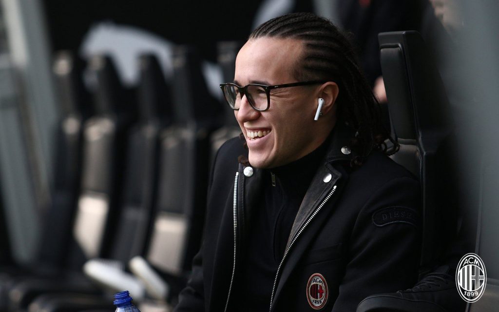 Két külföldi klub is bejelentkezett Laxaltért