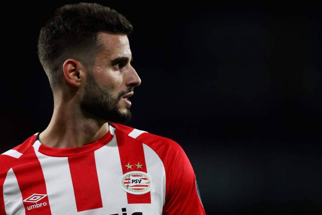 A Milan a PSV húzóemberével erősíthet