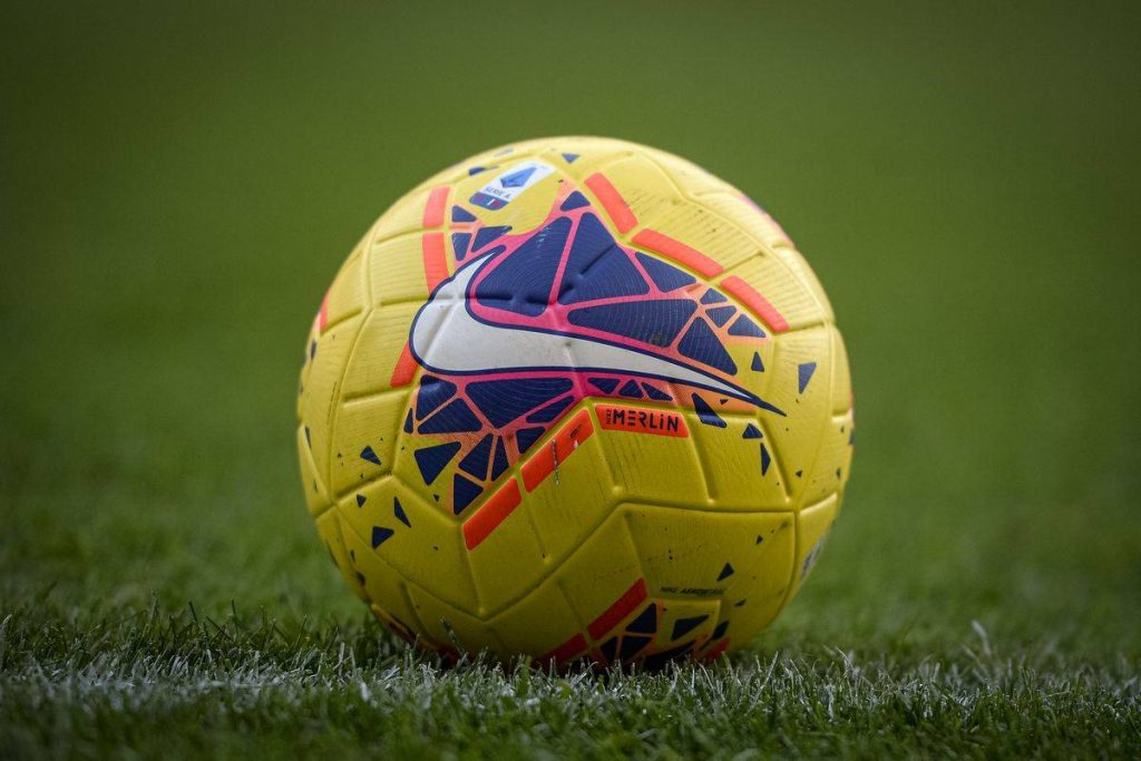 Serie A: Ezer néző jelen lehet a stadionokban