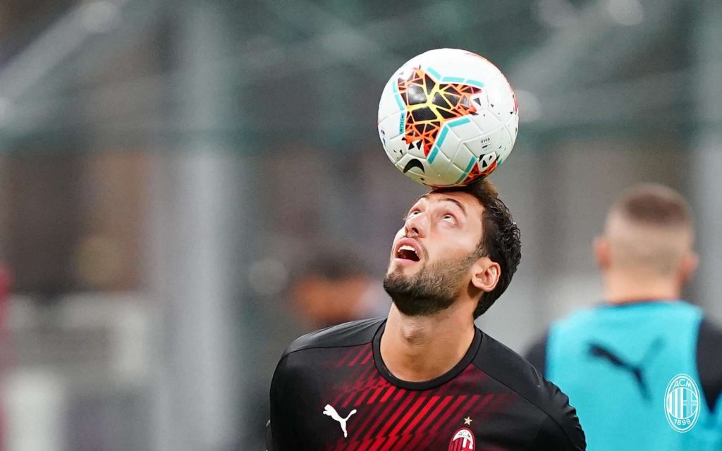 Ismert Calhanoglu válasza a Milan ajánlatára