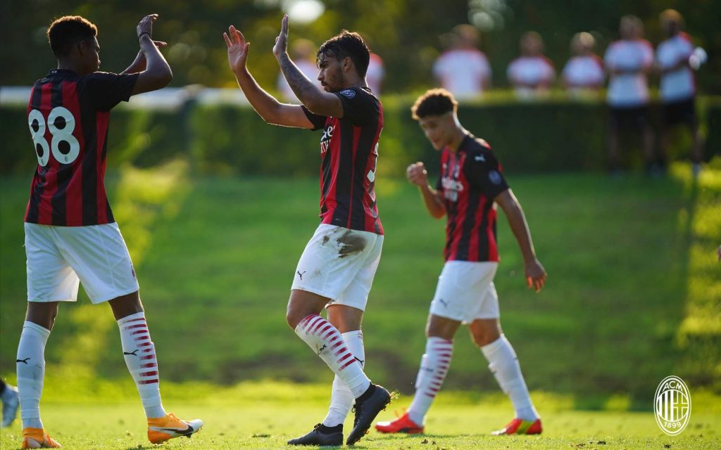 Fordított és 4-2-re nyert a Milan a Novara ellen