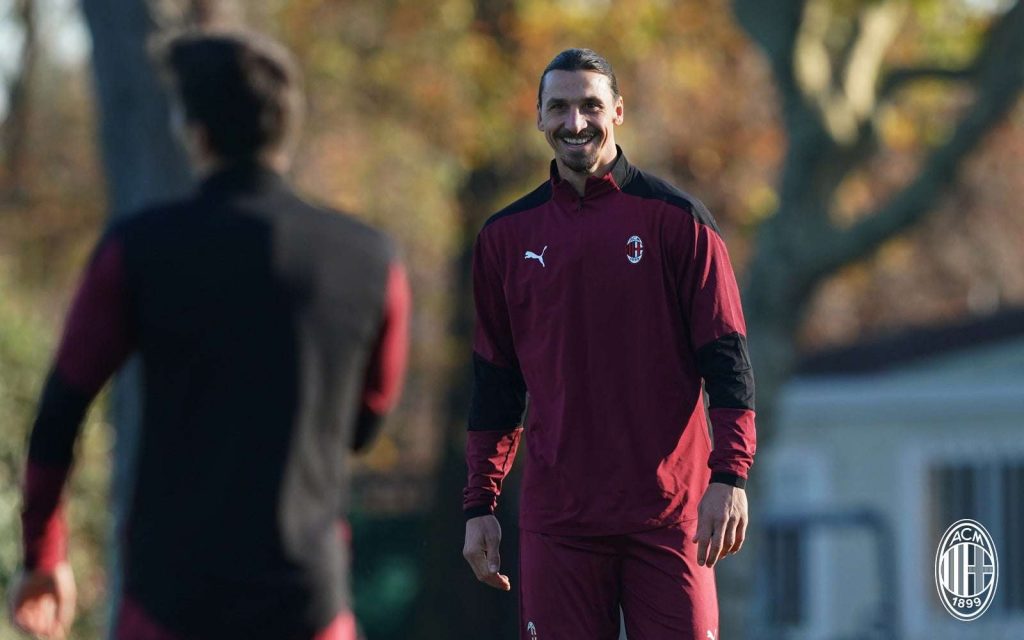 Zlatan mindenkit meglepett egy PS5-tel