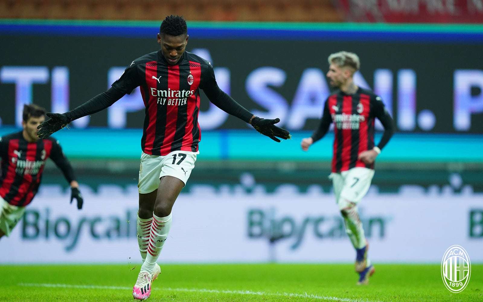 Nyolc jó meccs miatt eldobta a jövőjét az AC Milan? - Eurosport
