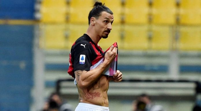 Ibra-redcard-Parma