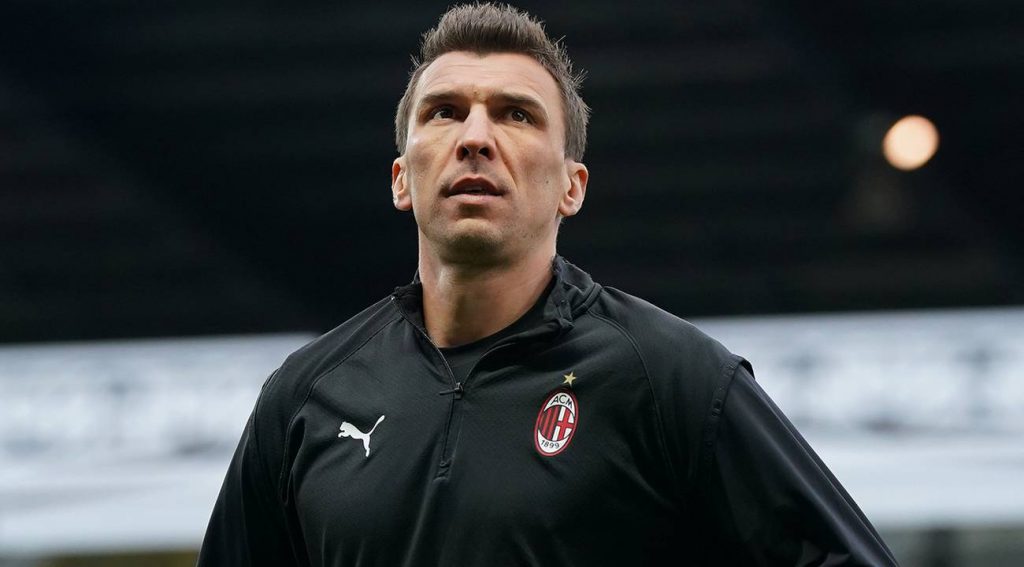 Lazio-Milan: a hivatalos kezdőcsapatok