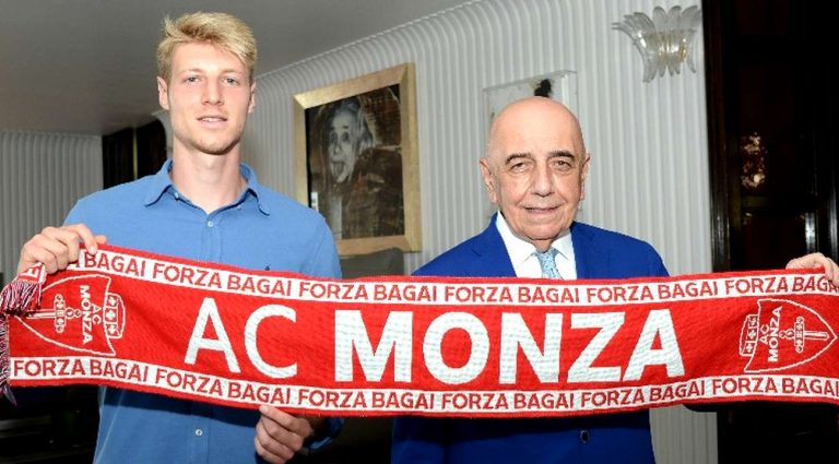 Brescianinit kölcsönadta a Milan a Monzának