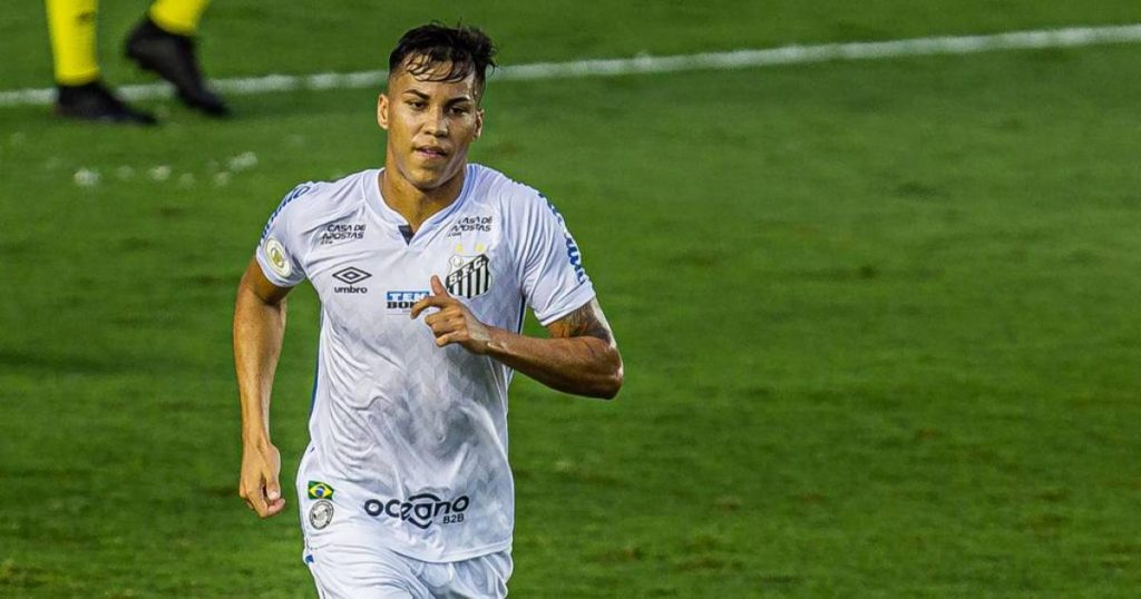 A Milan 6 millió eurót adna a Santos csatáráért