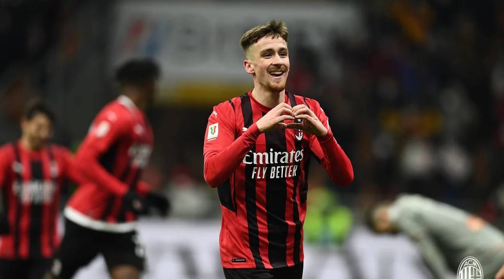 Alexis Saelemaekers ma 23 éves