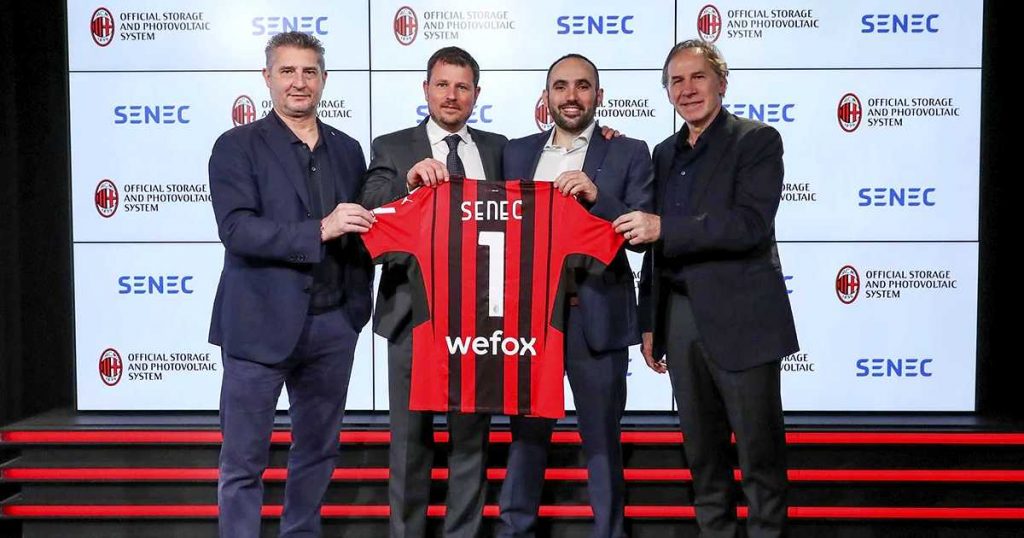 HIVATALOS: A Milan új partnerséget kötött