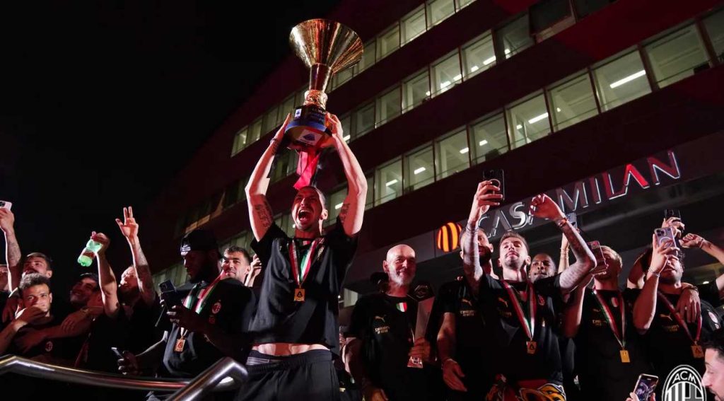 Ibrahimovic üzent a térdműtétje után