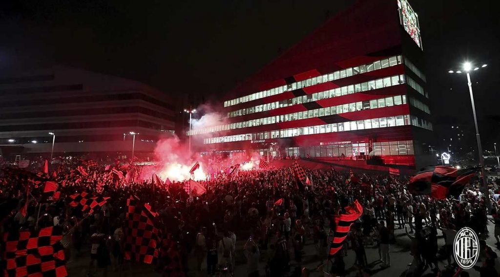 A Curva Sud tüntetést szervez az utolsó meccsre