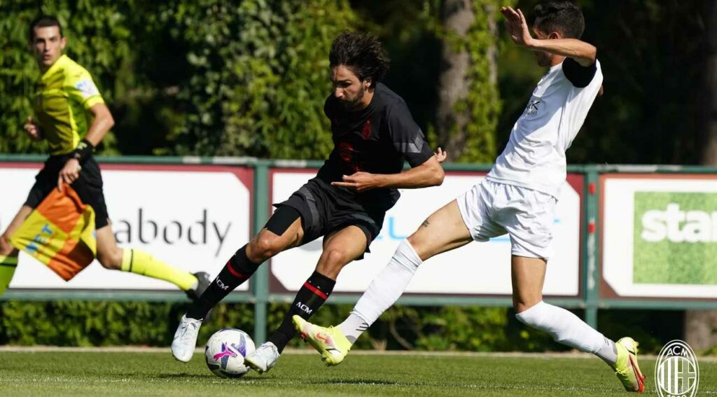 A Milan három góllal legyőzte az Almennót