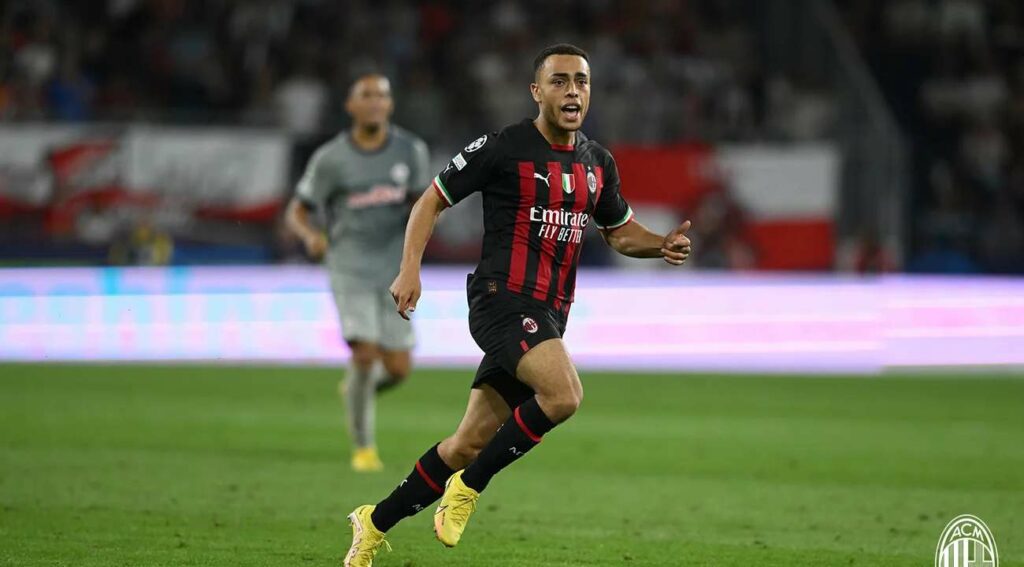 Pioli roppant elégedett Dest játékával