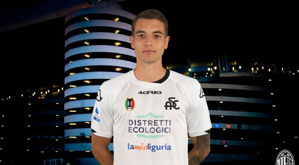 A Milan bejelentkezett a Spezia játékosáért