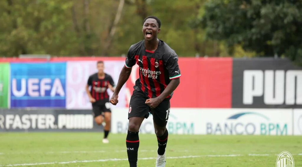 A Milan hosszabbít a 17 éves tehetségével?