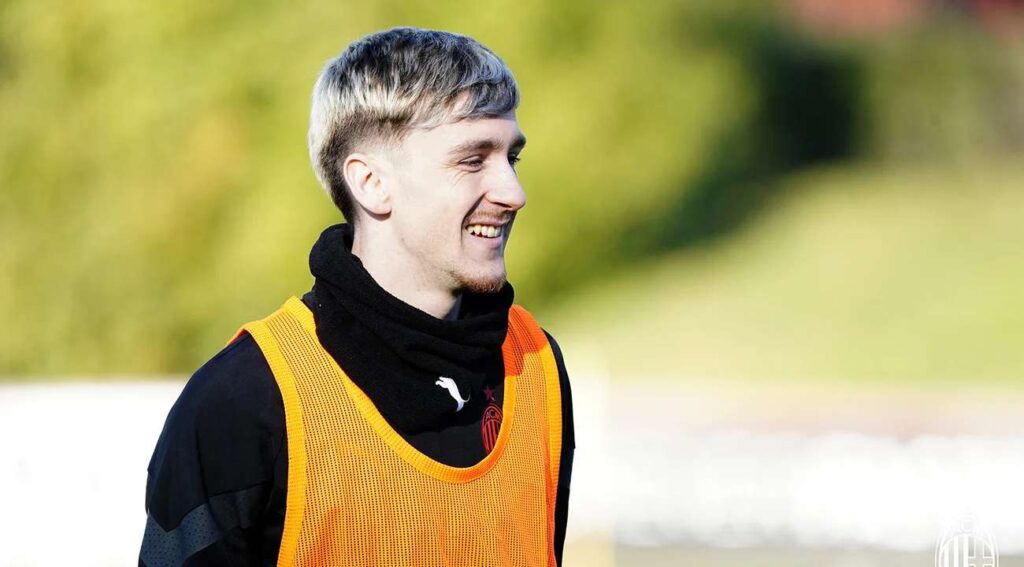 Saelemaekers újra a csapattal edzett