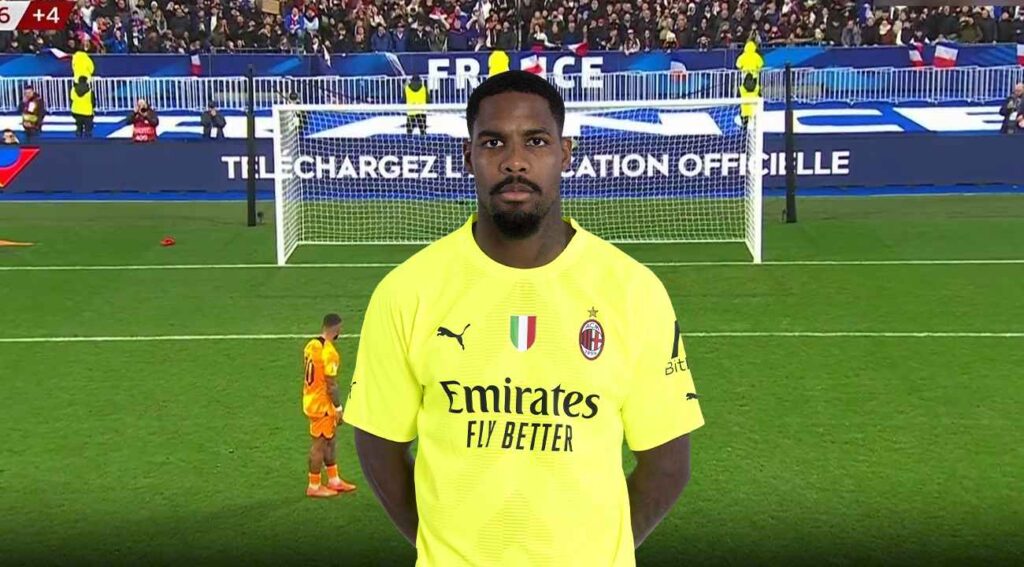 VIDEÓ: Maignan kivédte Depay büntetőjét