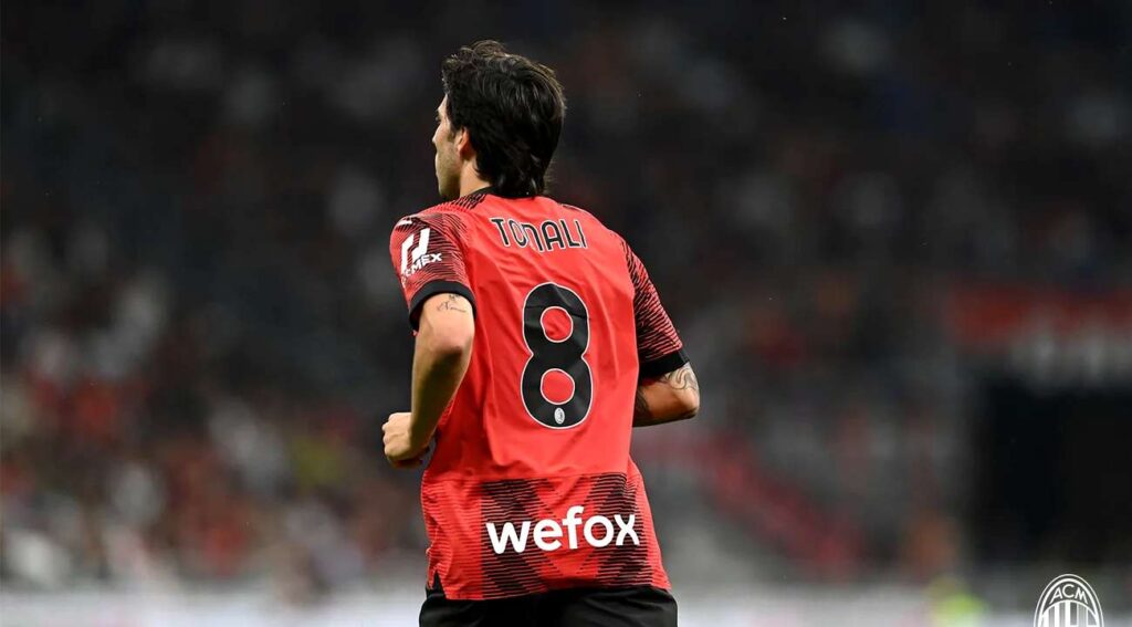 HIVATALOS: A Milan eladta Tonalit a Newcastle-nek