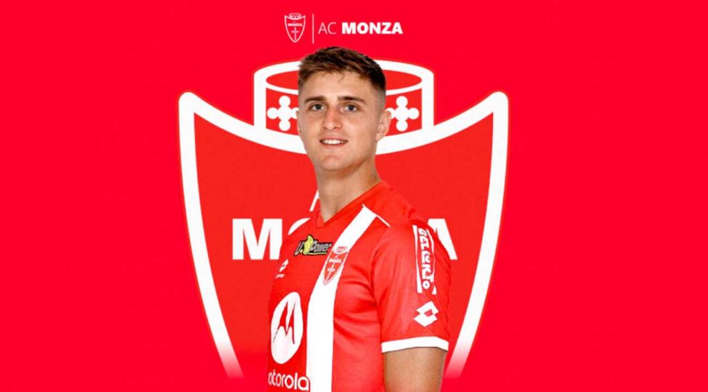 HIVATALOS: Colombót kölcsönadta a Milan