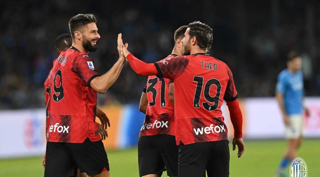 A Milan 2-2-es döntetlent játszott Nápolyban