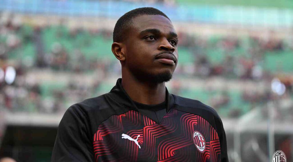 Pierre Kalulu ma 24 éves