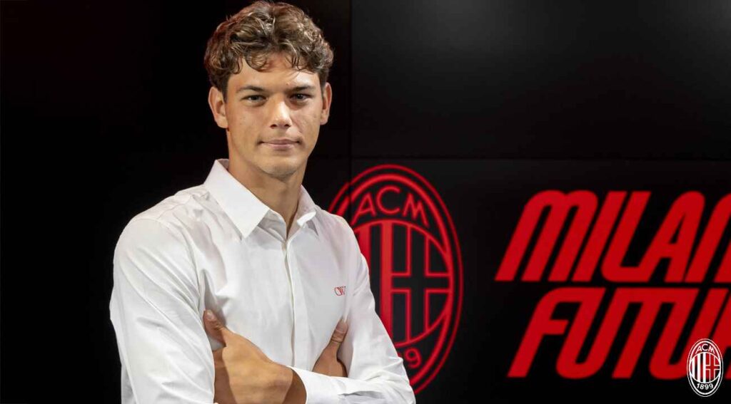 Román védő érkezett a Futuróba – hivatalos