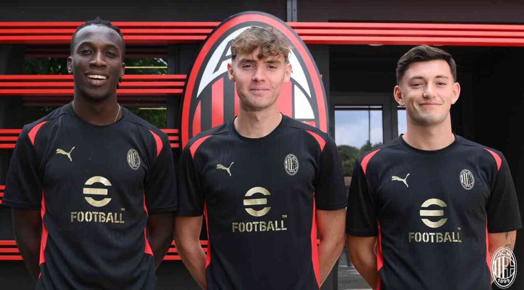 Hárman aláírtak a Milan Futuróhoz – hivatalos