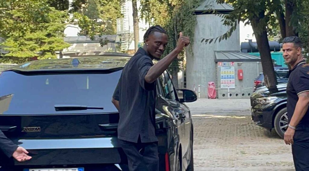 Abraham orvosin vesz részt Milánóban – VIDEÓ