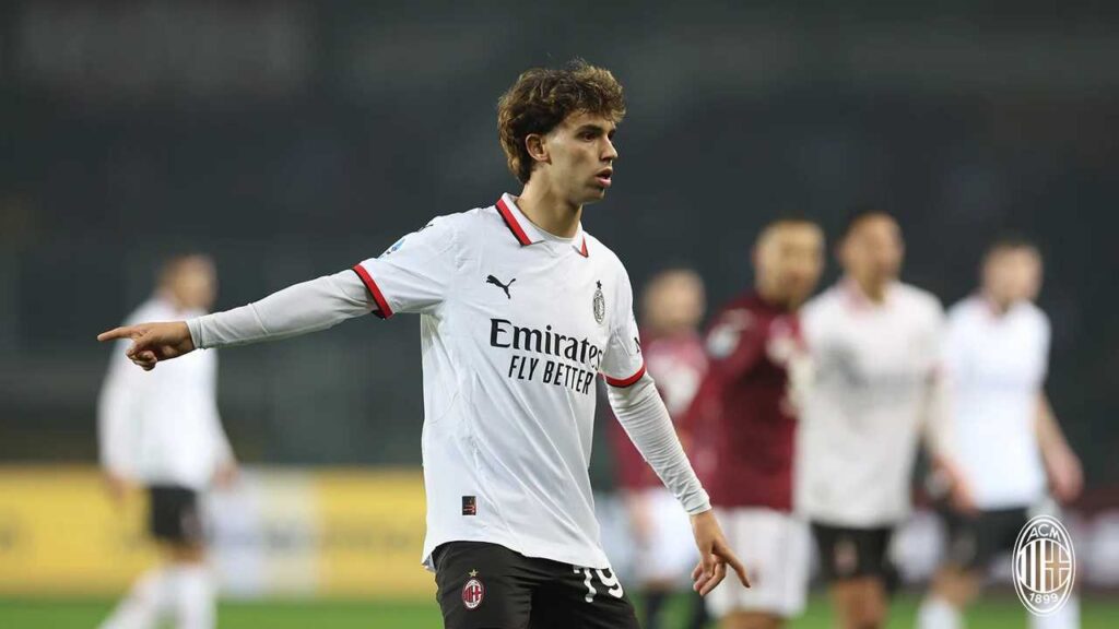A Milan nem tervez tárgyalni Félixről a Chelsea-vel