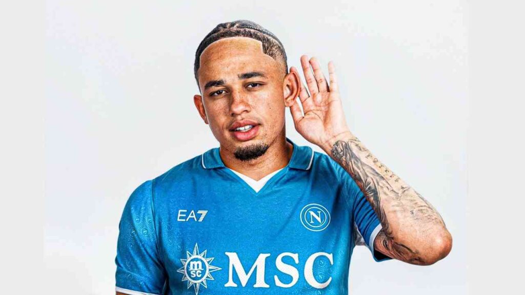 Kész az üzlet, Okafor a Napolihoz megy