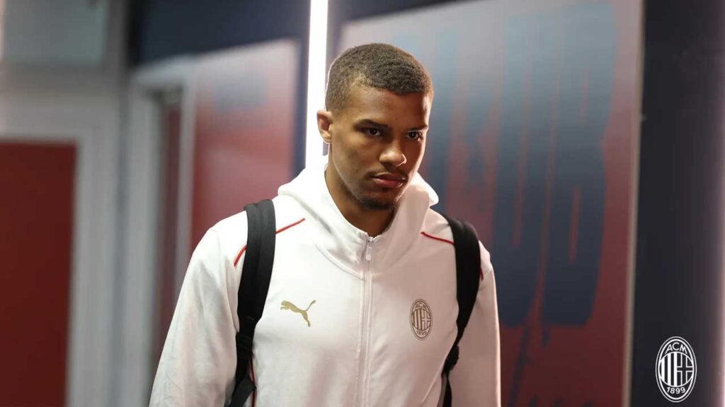 Thiaw-ra vár a Como, angol klub is vinné