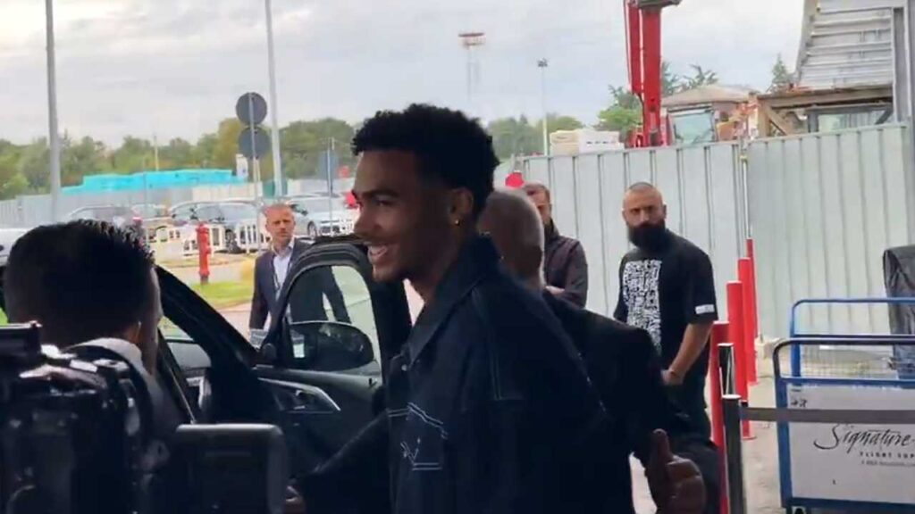 Odogu orvosira érkezett Milánóba – VIDEÓ