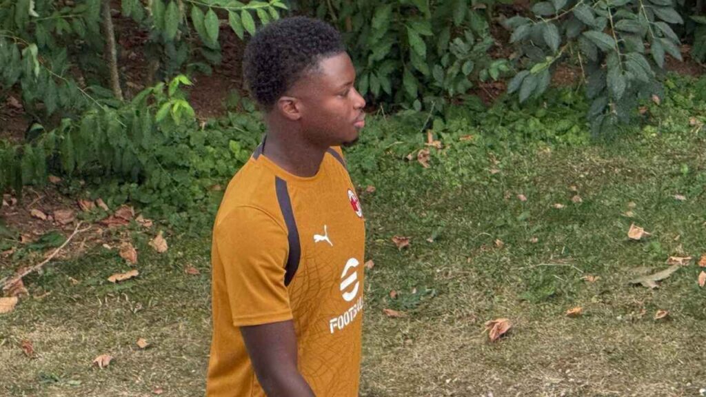 Cissé edzésbe állt a csapattársakkal